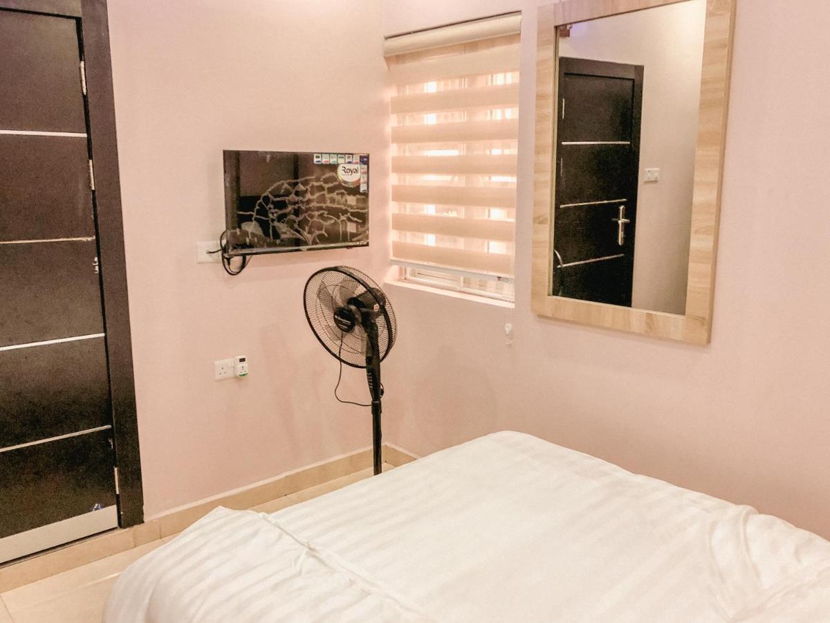 Crayford Homes Икеджа Екстериор снимка
